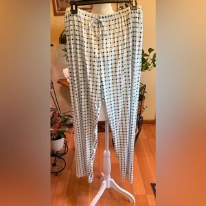 NWOT Unbranded Women’s XL Loose Fit Elastic Waist Bottoms White Black Blue